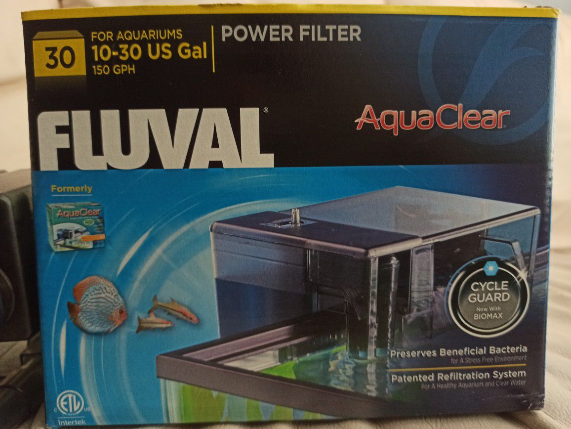 Aquarium Filter/ Fluval Aquaclear 30