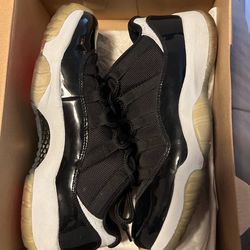 Jordan Retro 11 Low “Infared”