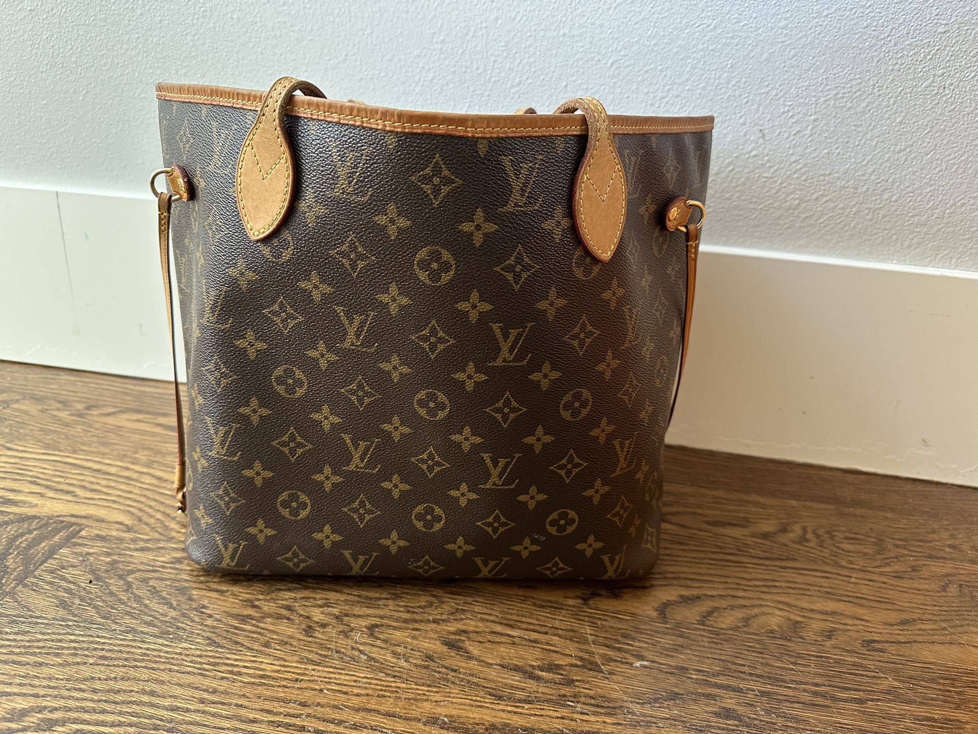 Louis Vuitton Bag Size MM