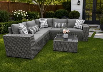 Brand new patio outdoor furniture set