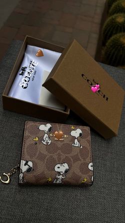 New Snoppy wallet
