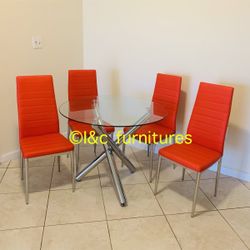 4 Chairs New In The Box 