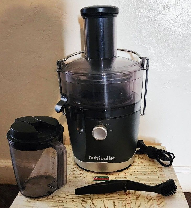 nutribullet 800W Juicer