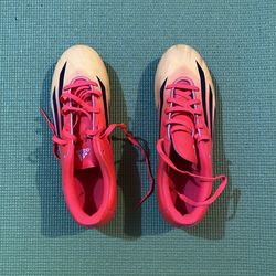 Soccer cleats Adidas Size 7 Male