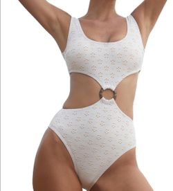 BERLOOK Cut Out One-Piece Swimsuit Sexy Floral U Neck Bathing Suit