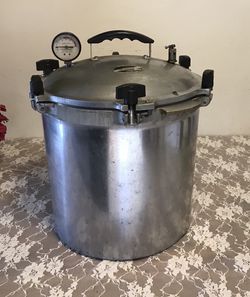All American No.925 Pressure Canner & Cooker 25 qt. (Wisconsin Aluminum  Foundry) for Sale in Lakeside, CA - OfferUp