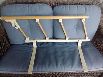Collapsible Bed railing