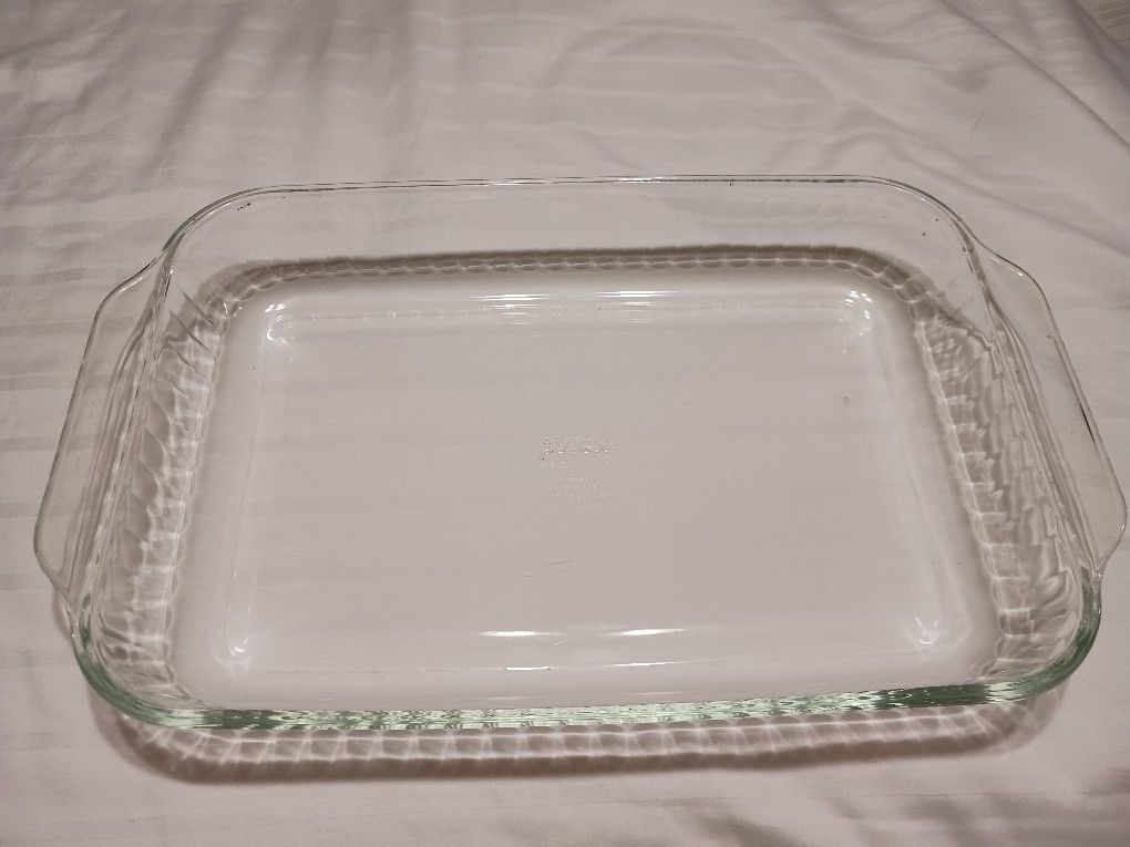 Pyrex 13×9×2 Inches Vintage Rectangular  Casseroles Dish