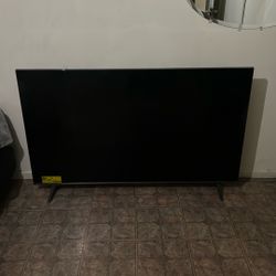 LG TV 75”
