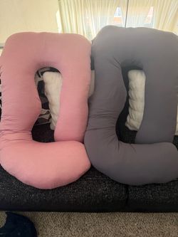 Pregnancy pillow