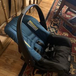 EVENFLO NURTUREMAX INFANT CAR SEAT FREE