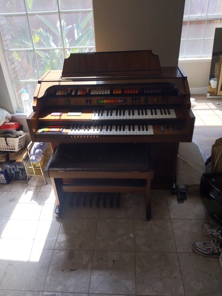 Kimball Paradise Organ Vintage