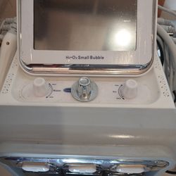 H2 O2 7IN 1 FACIAL CLEANSING MACHINE