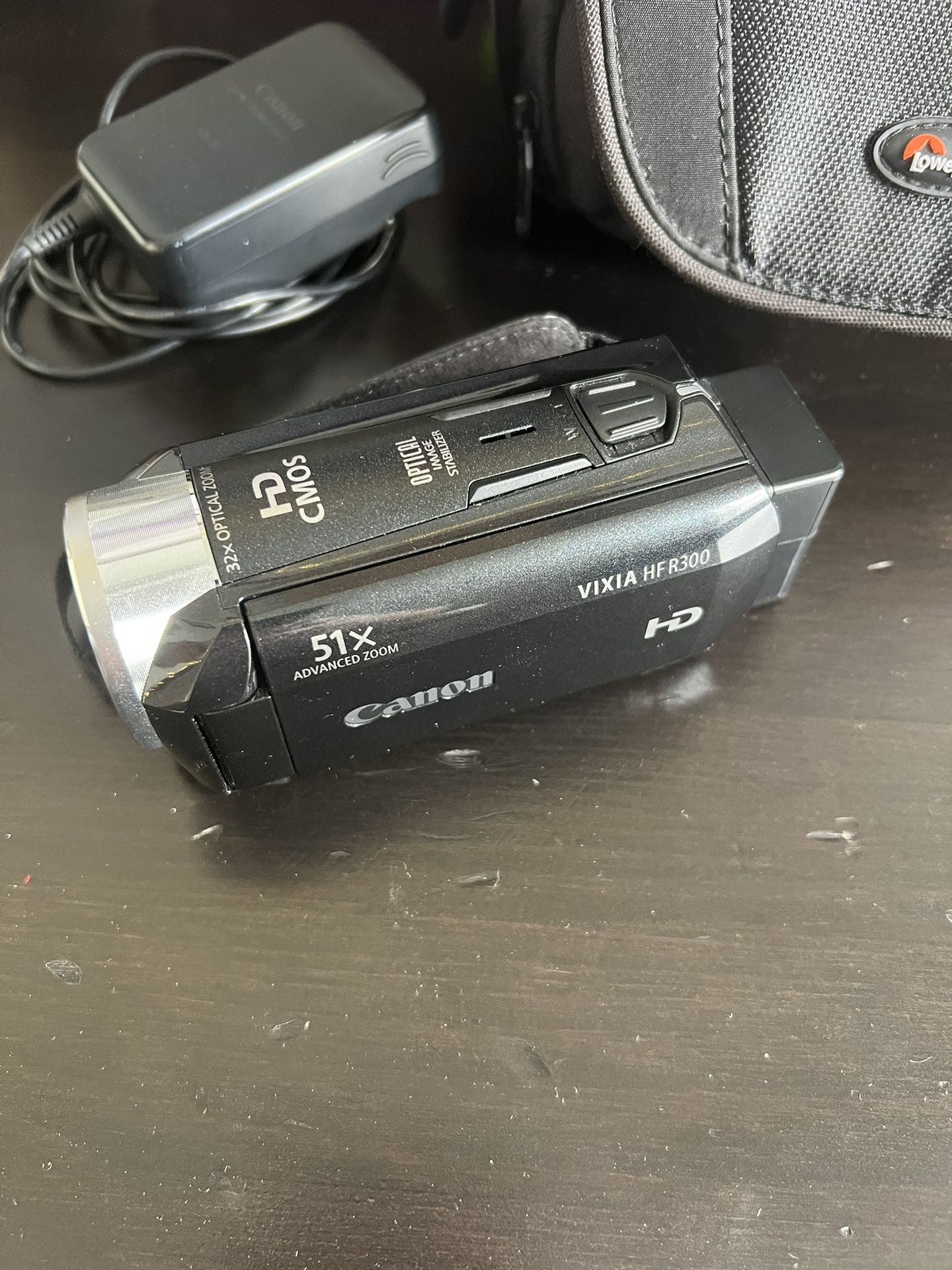 Canon Vixia HF R300 Camcorder