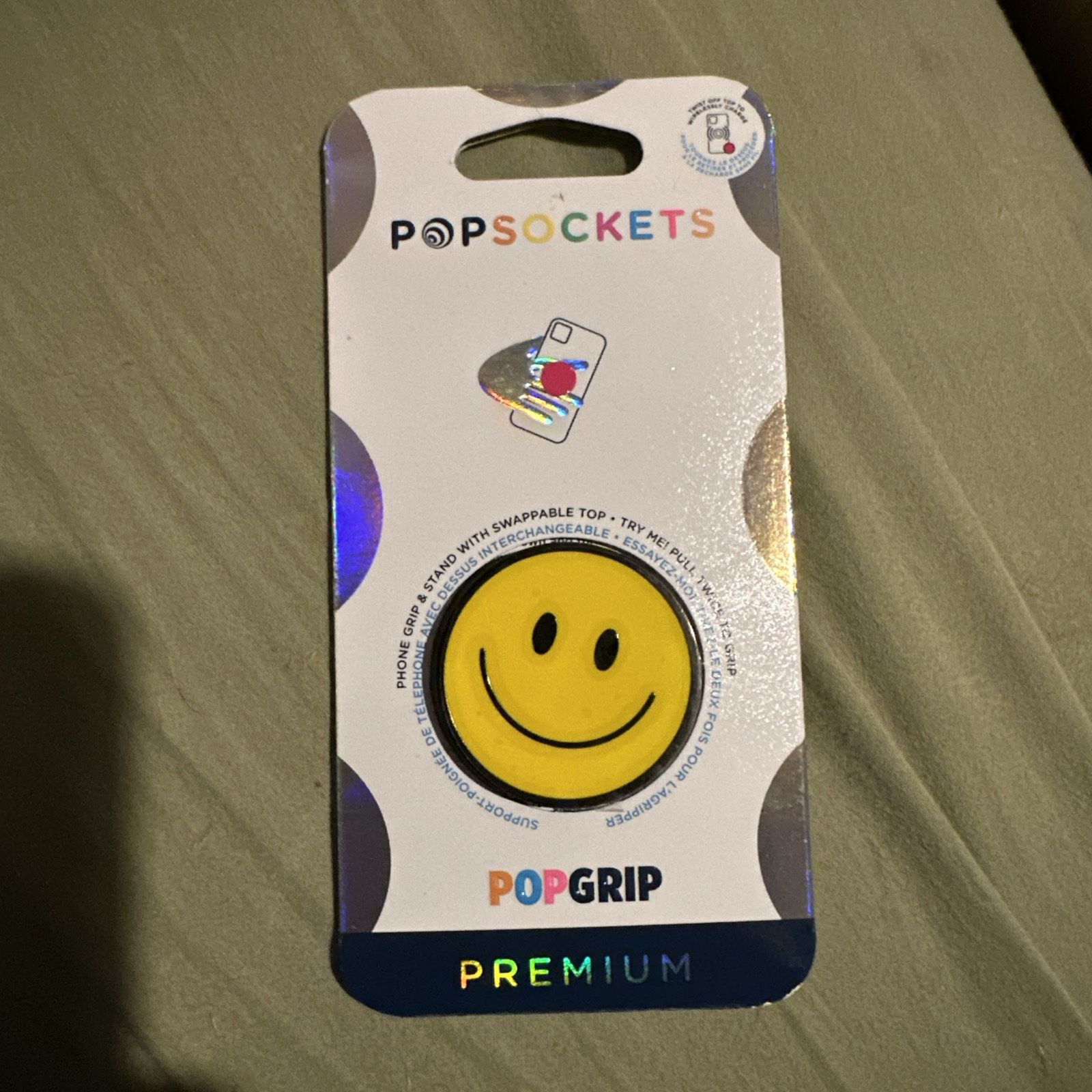 Smile, smiley face pop socket