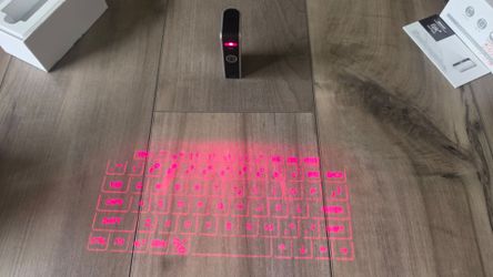Bluetooth projection keyboard