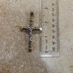 14k Yellow Gold Crucifix Pendant