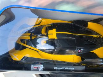 Maisto Special Edition 1:18 Boxed Bugatti Bolide Diecast Model | Yellow & Black