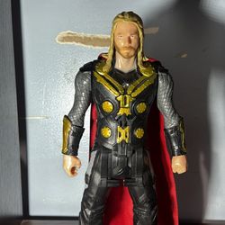 Marvel Avengers: Age of Ultron – Titan Hero Tech Thor Figure 