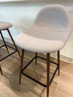 Kitchen Bar Stools / High Chairs
