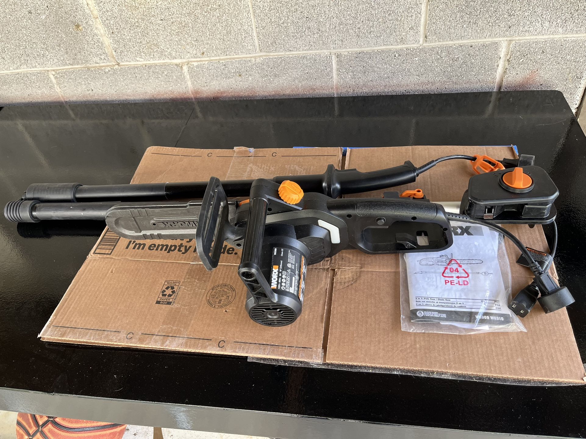 Worx 10” pole/ chain saw