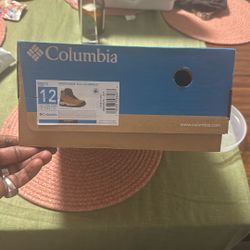 Brand New Columbia Hiking Shoes