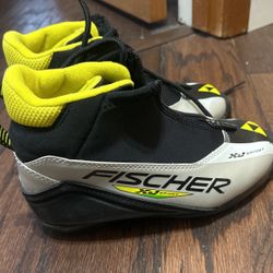 Kids Size 35 Fischer CJ Sprint XC Boot