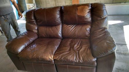 2 leather couches $200 o.b.o