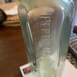 Antique Original 1890s Pepto-Mangan Gude Medicine Bottle