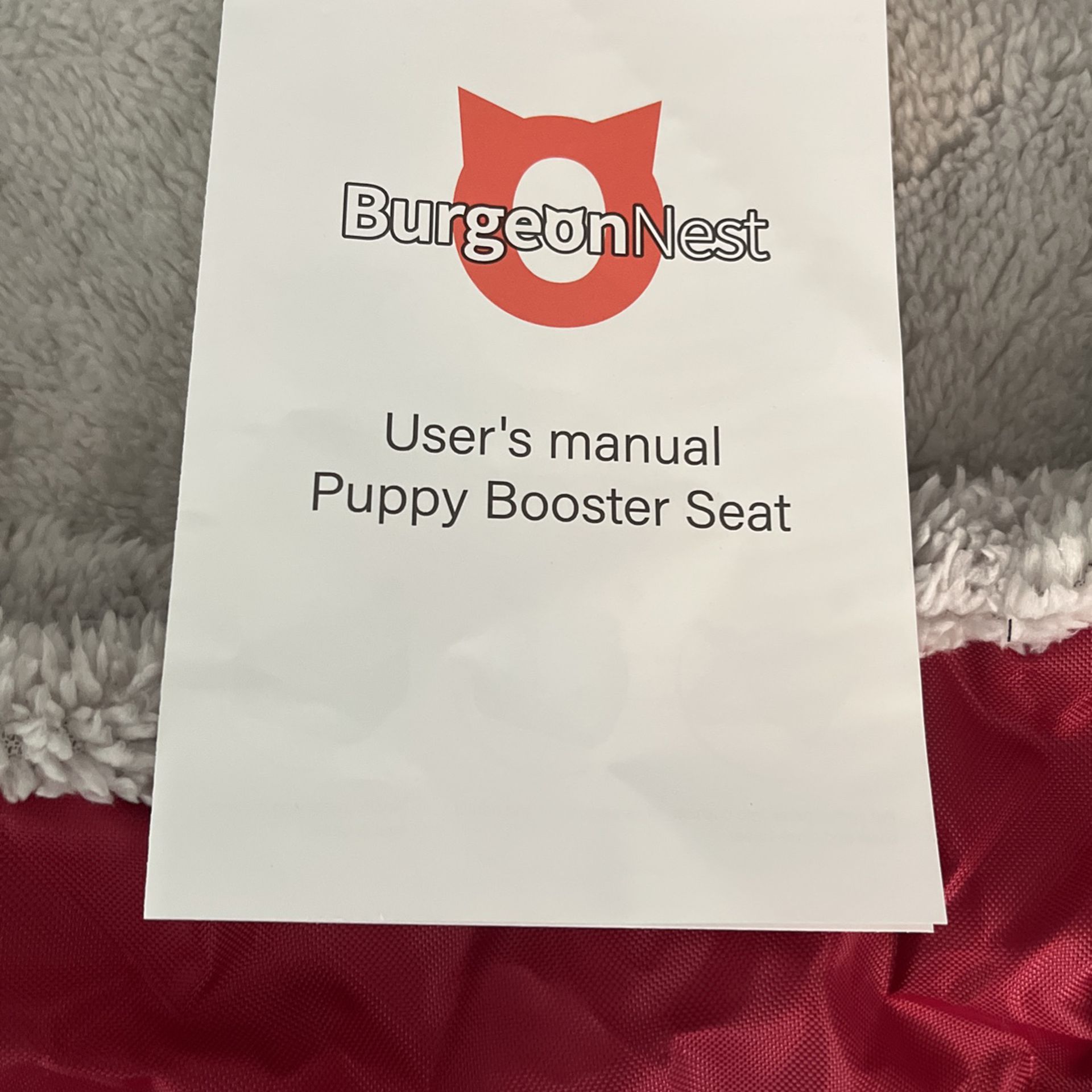 BurgeonNest Puppy Booster Sear New Never Used. SEE ALL PICTURES 
