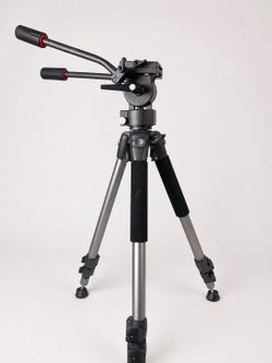 AmazonBasics 67” Professional Video Camera Tripod w/ Fluid Head & Carrying Case