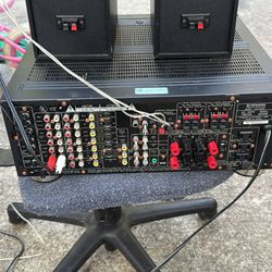 Poineer auto video/stereo receiver