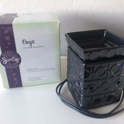 Onyx Full-size Scentsy Warmer Bundle