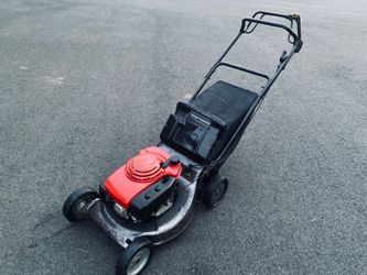 Honda Commercial Self Propelled Lawnmower