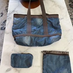 Lesportsac tote bag and cosmetic bags 