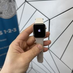 Apple Watch SE 2nd Gen 40mm Cellular Unlocked with Apple care till June 2026