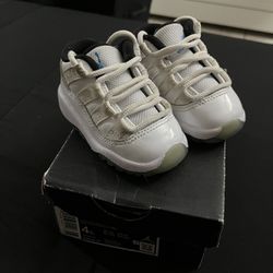 Toddler Jordans Size 4c