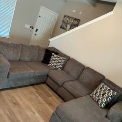 Sectional Couch 
