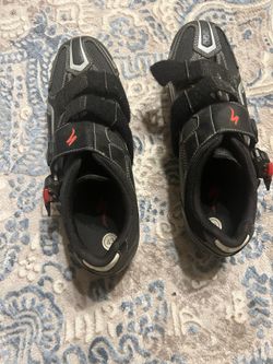 Mens Cycling Shoes Size 9