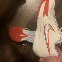 nike gt cut academy’s
