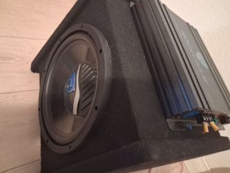 Subwoofer in Enclosure with Amplifier