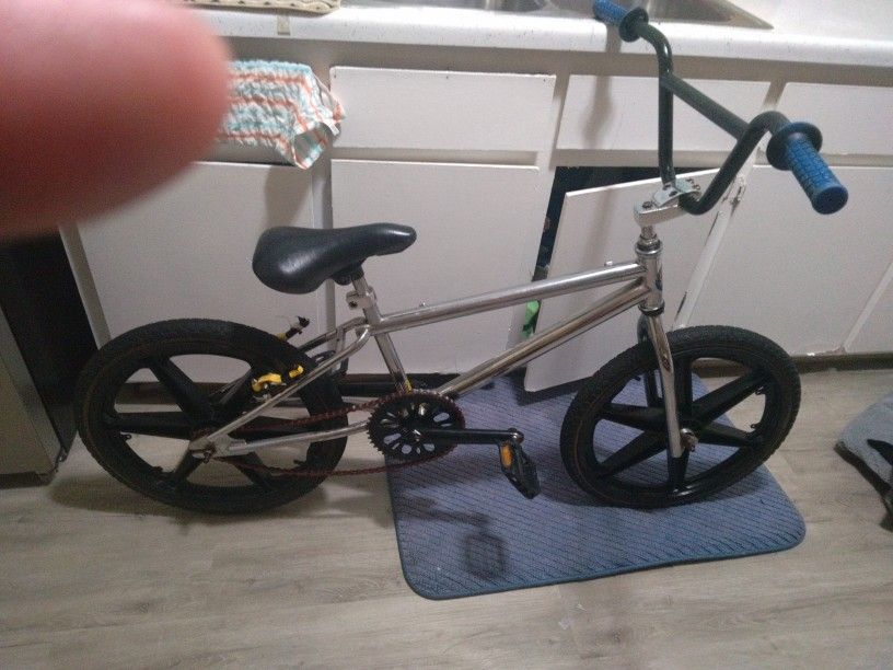 20 Inch GT Performer With Mags Asking 200 OBO