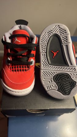 Jordan retro 4