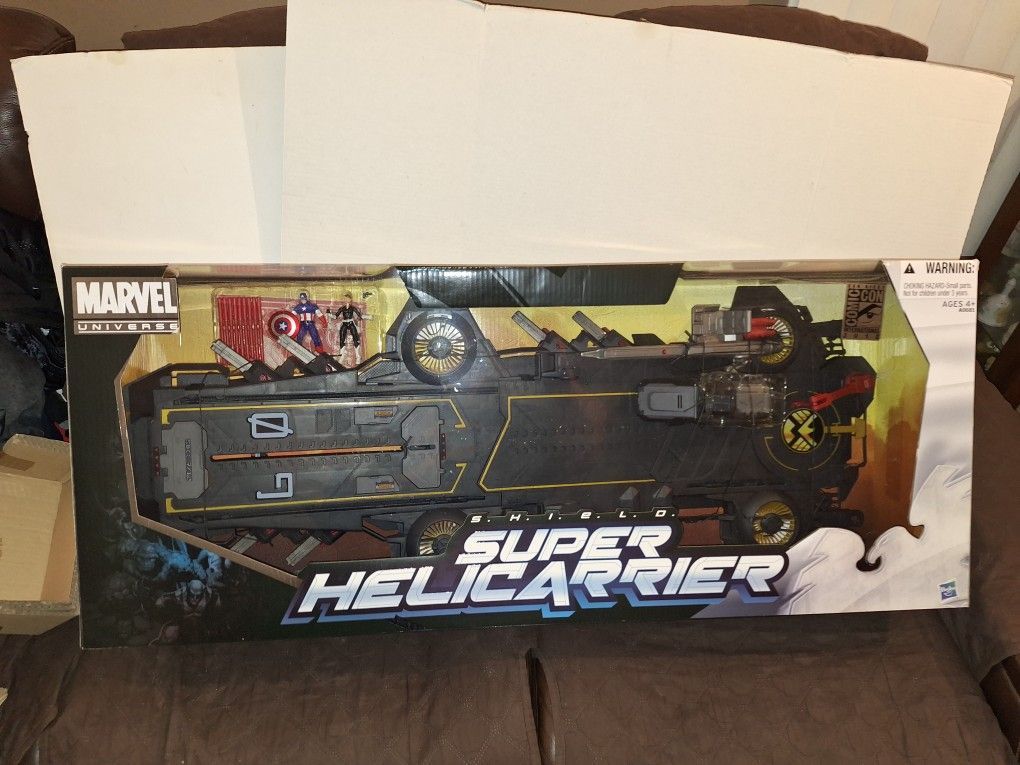 2012 SDCC EXCLUSIVE MARVEL UNIVERSE SHIELD SUPER HELICARRIER NEW
