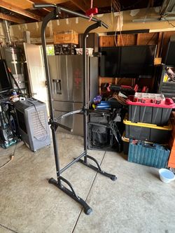 Freestanding Pull-Up and Dip Station