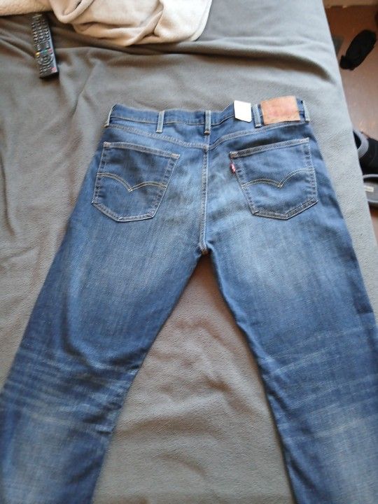 Levi's