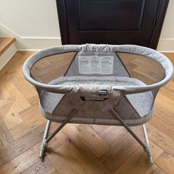 Portable bassinet 