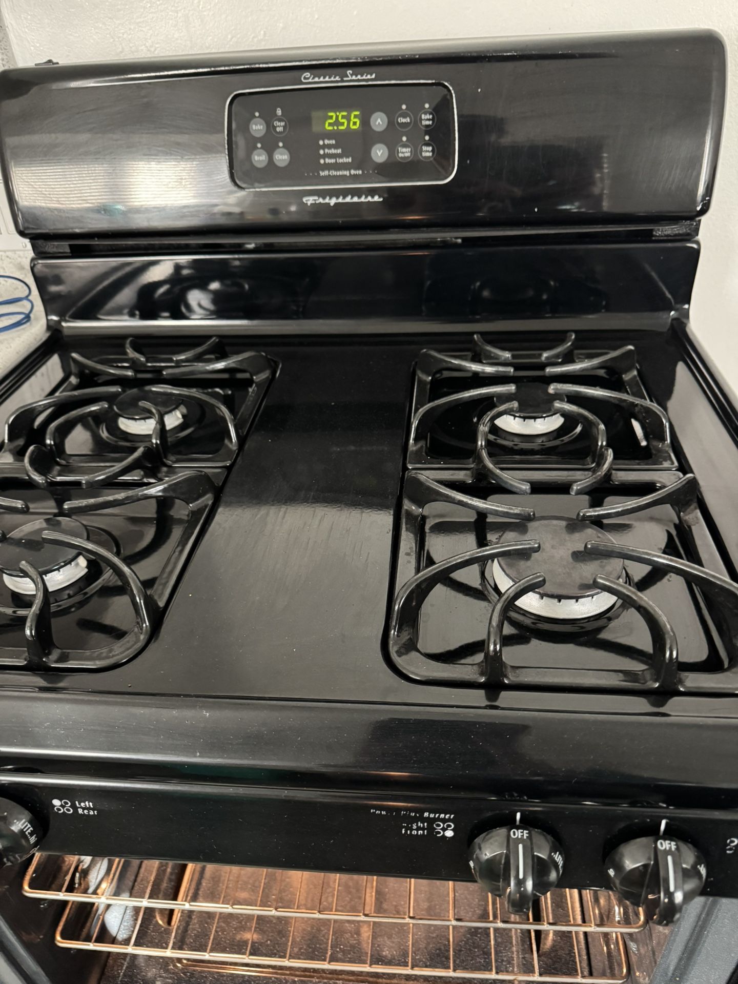 Stove Frigidaire