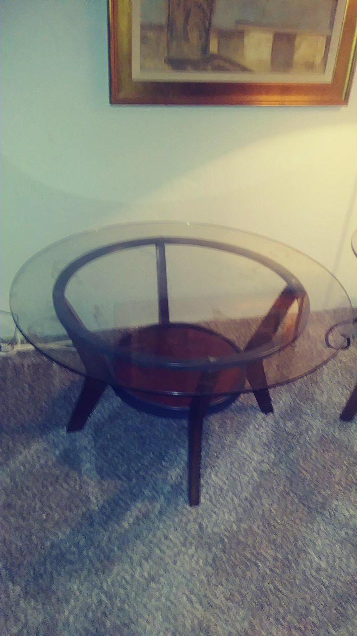 Ashley 3 piece coffee table and 2 end table