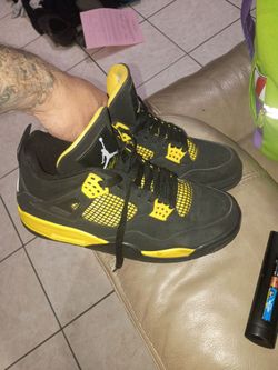 Jordan 4s